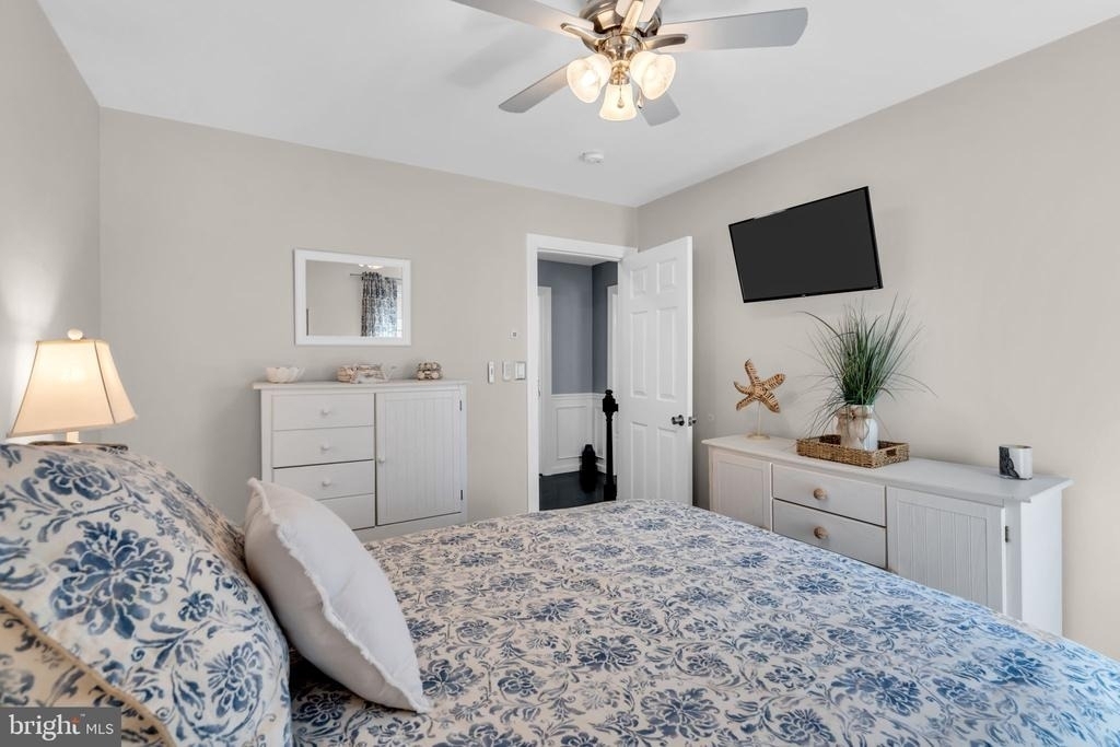 375 Kildare Drive - Photo 15