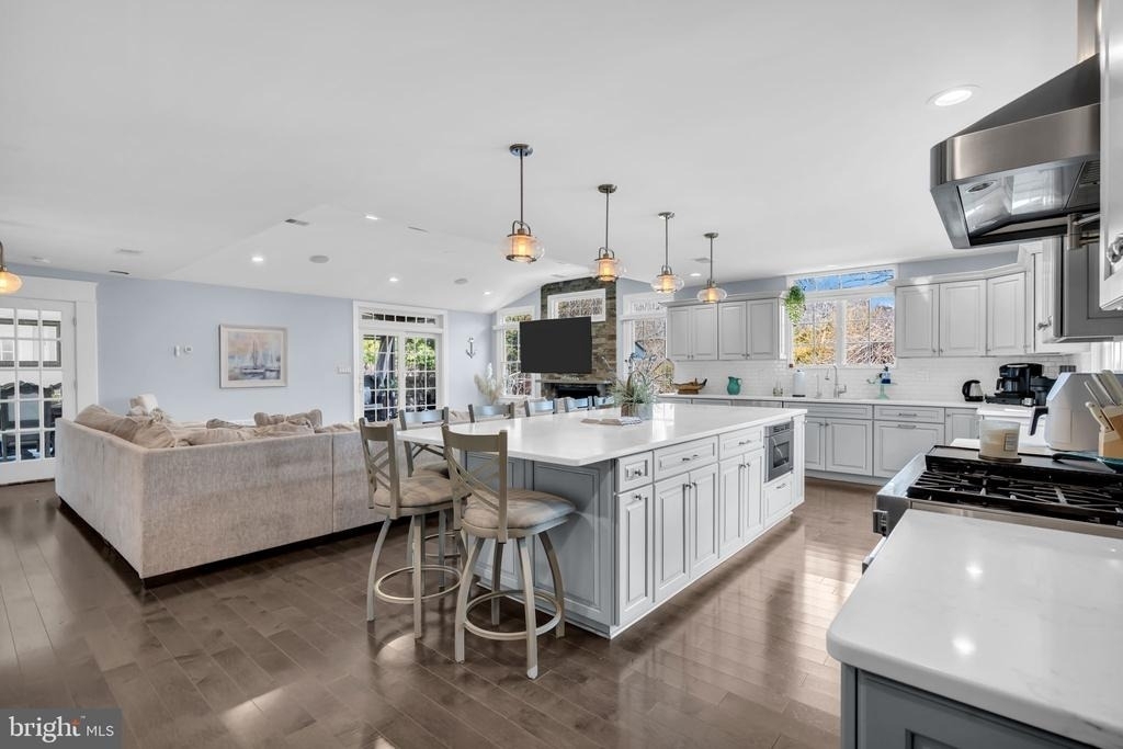 375 Kildare Drive - Photo 9