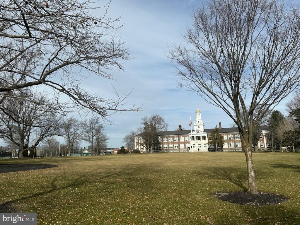 1 Cornell Road - Photo 7