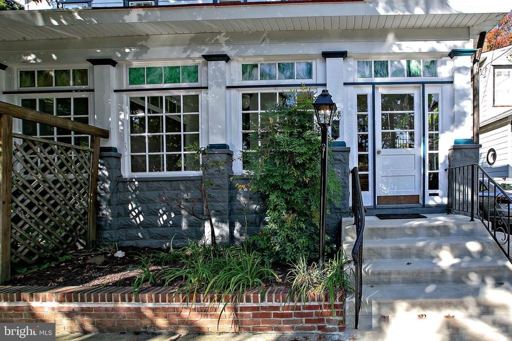 208 S Atlantic Avenue - Photo 1