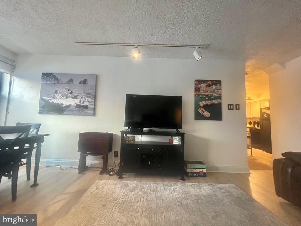 101 S Raleigh Avenue - Photo 13