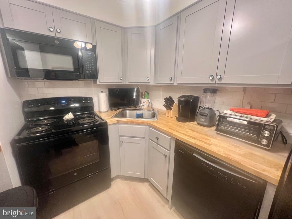101 S Raleigh Avenue - Photo 3