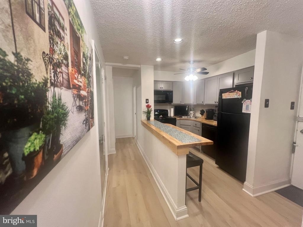 101 S Raleigh Avenue - Photo 2