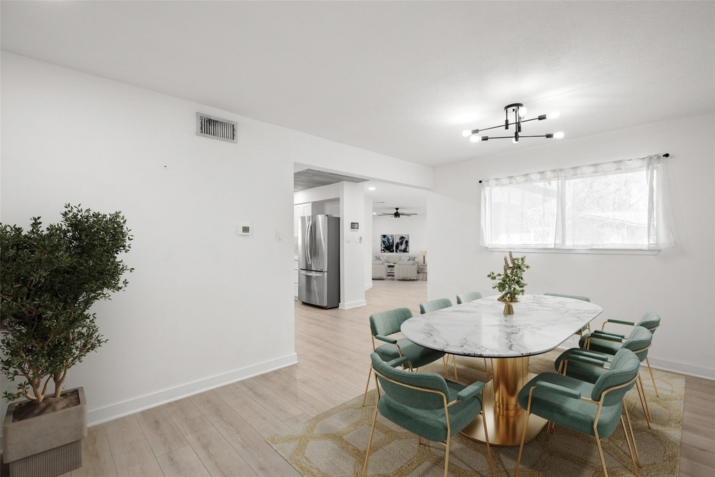 5504 Kings Highway - Photo 5