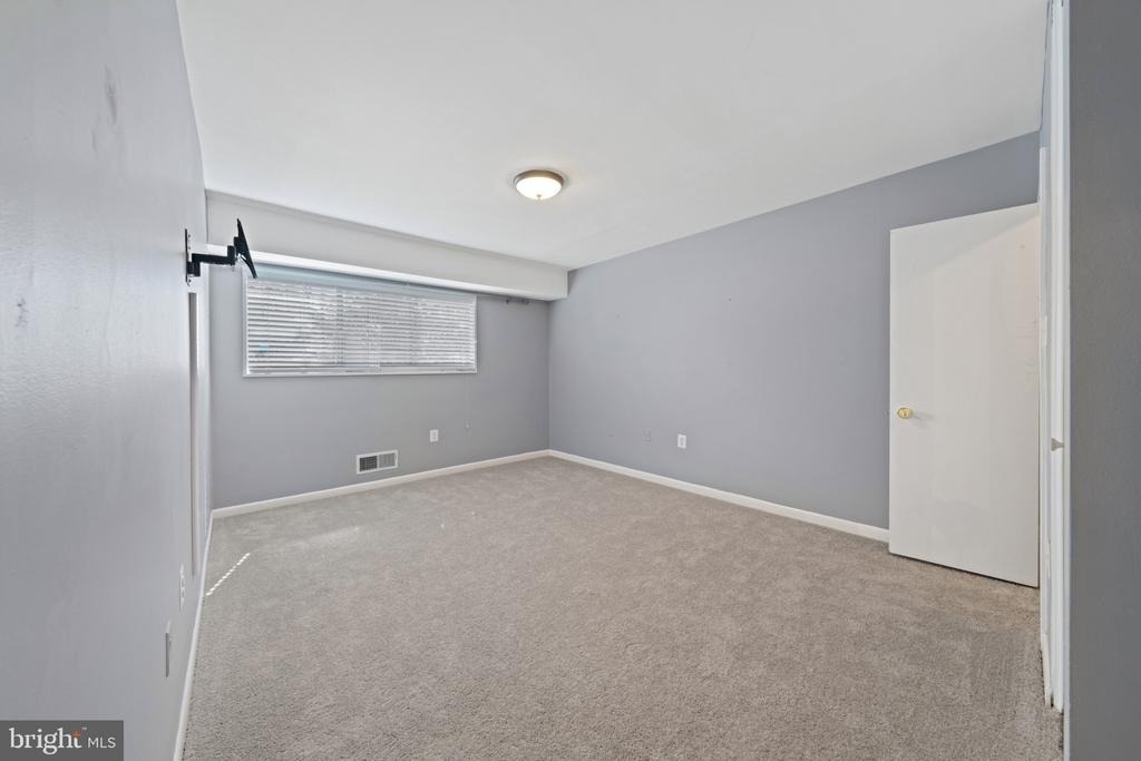 10620 Weymouth Street - Photo 14