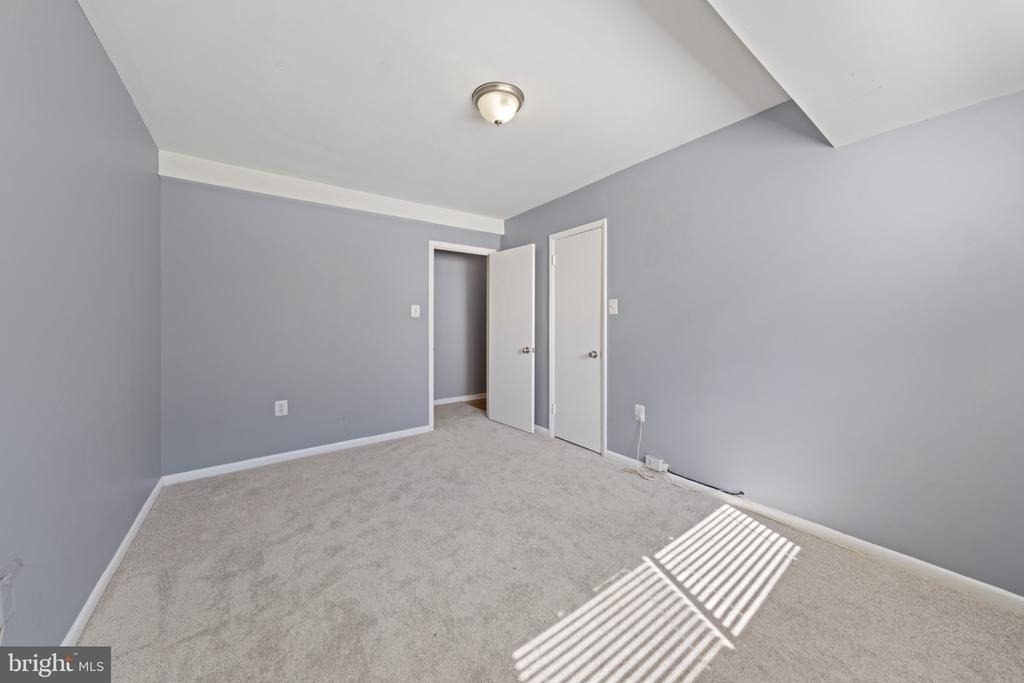 10620 Weymouth Street - Photo 12