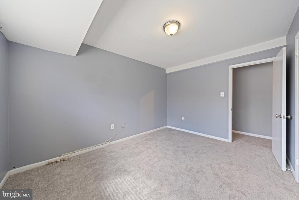 10620 Weymouth Street - Photo 13