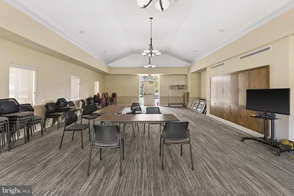 10620 Weymouth Street - Photo 29