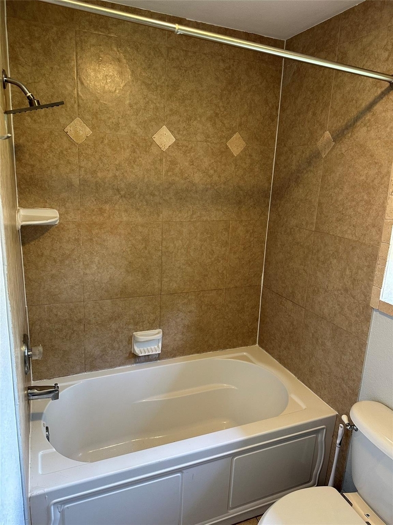 2743 Maple Tree Rd - Photo 17