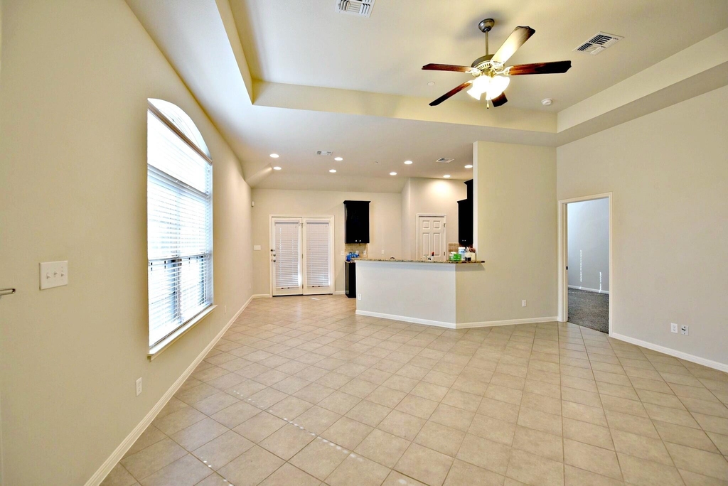 1900 Little Elm Trl - Photo 4