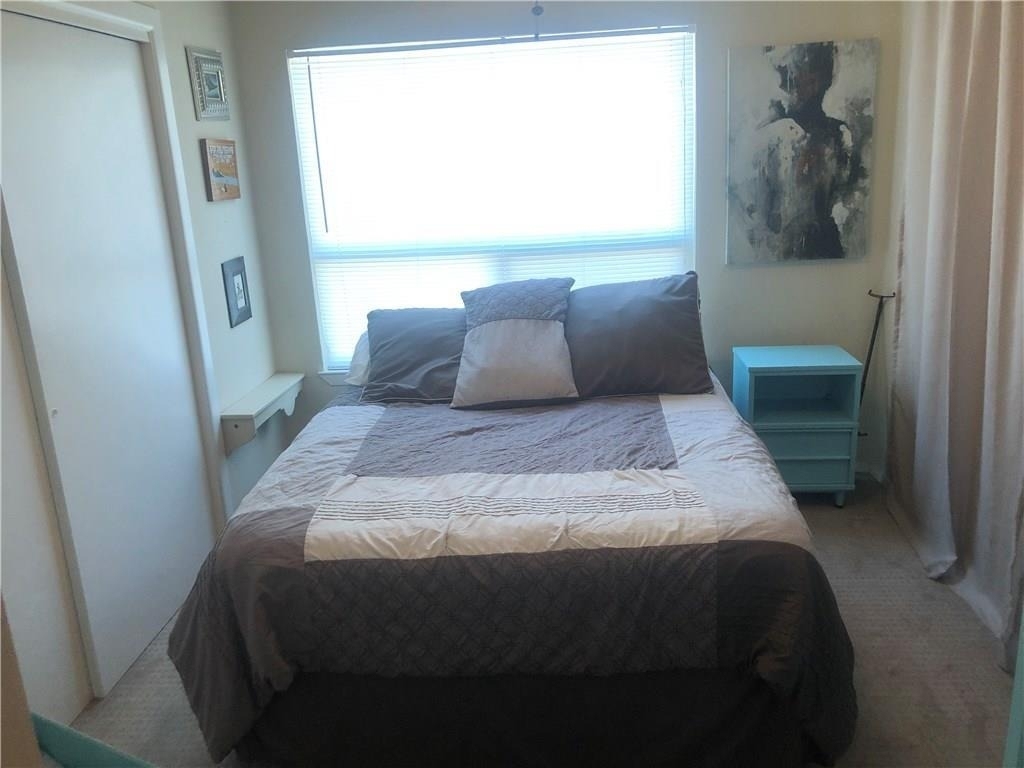 1514 Parker Ln - Photo 2