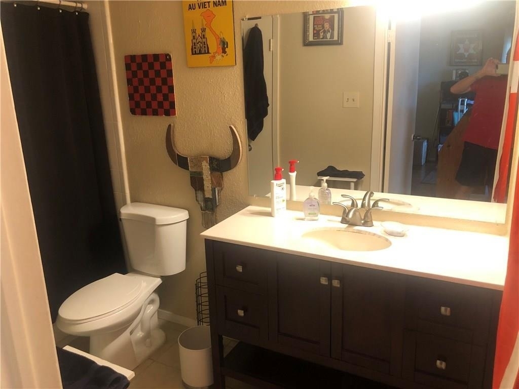 1514 Parker Ln - Photo 1