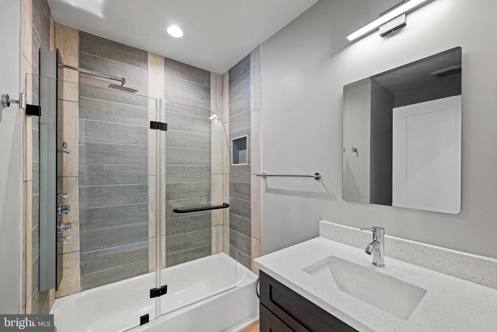 4535 Avondale Street - Photo 5