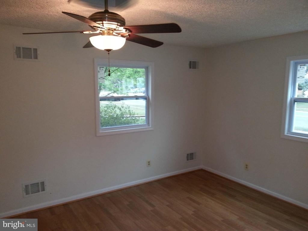 326 Garner Avenue - Photo 5