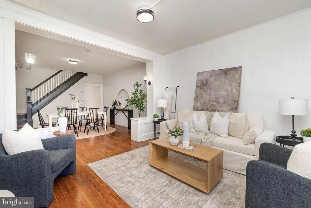 3822 6th Street - Photo 3
