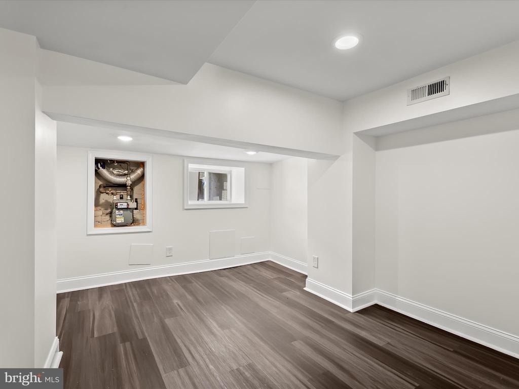 404 N Robinson Street - Photo 36