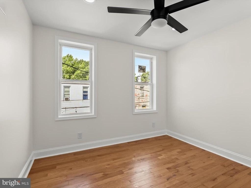 404 N Robinson Street - Photo 21
