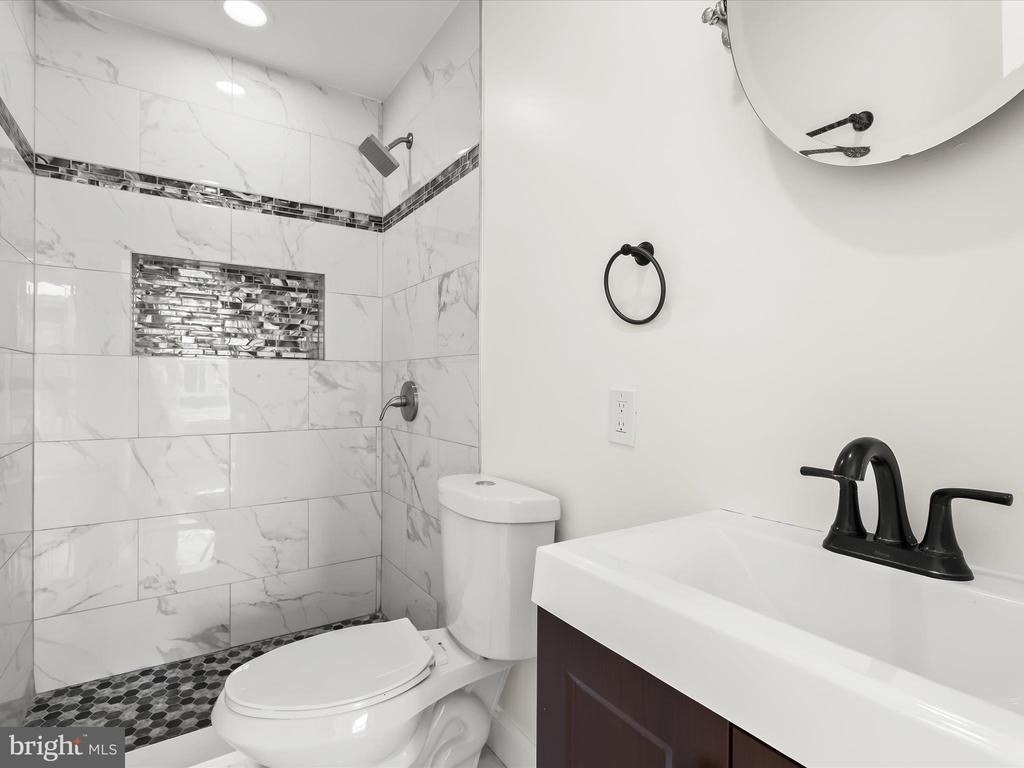 404 N Robinson Street - Photo 29