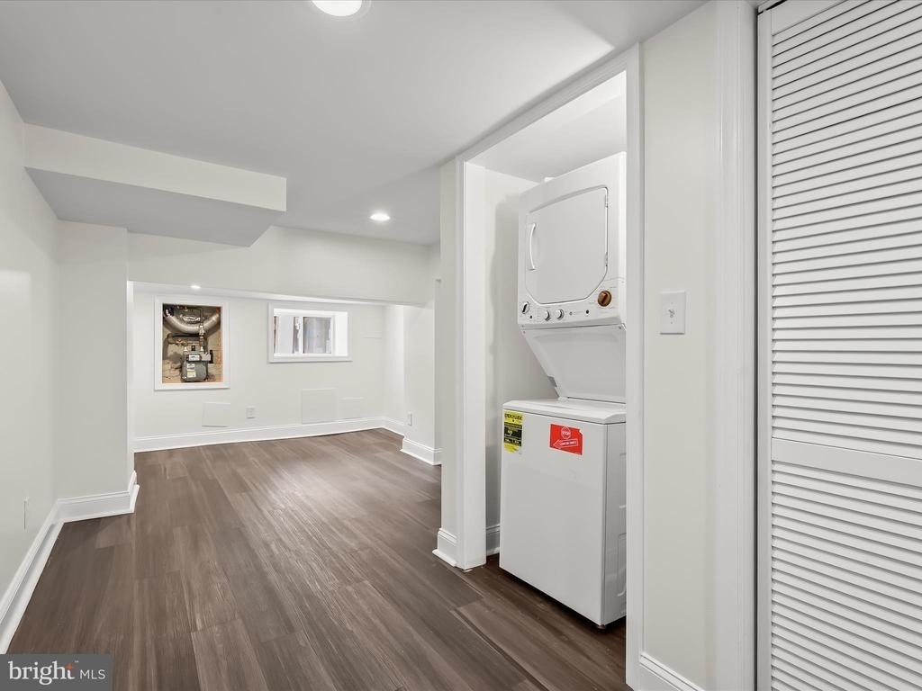 404 N Robinson Street - Photo 35