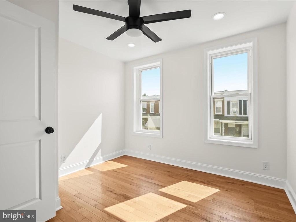404 N Robinson Street - Photo 26