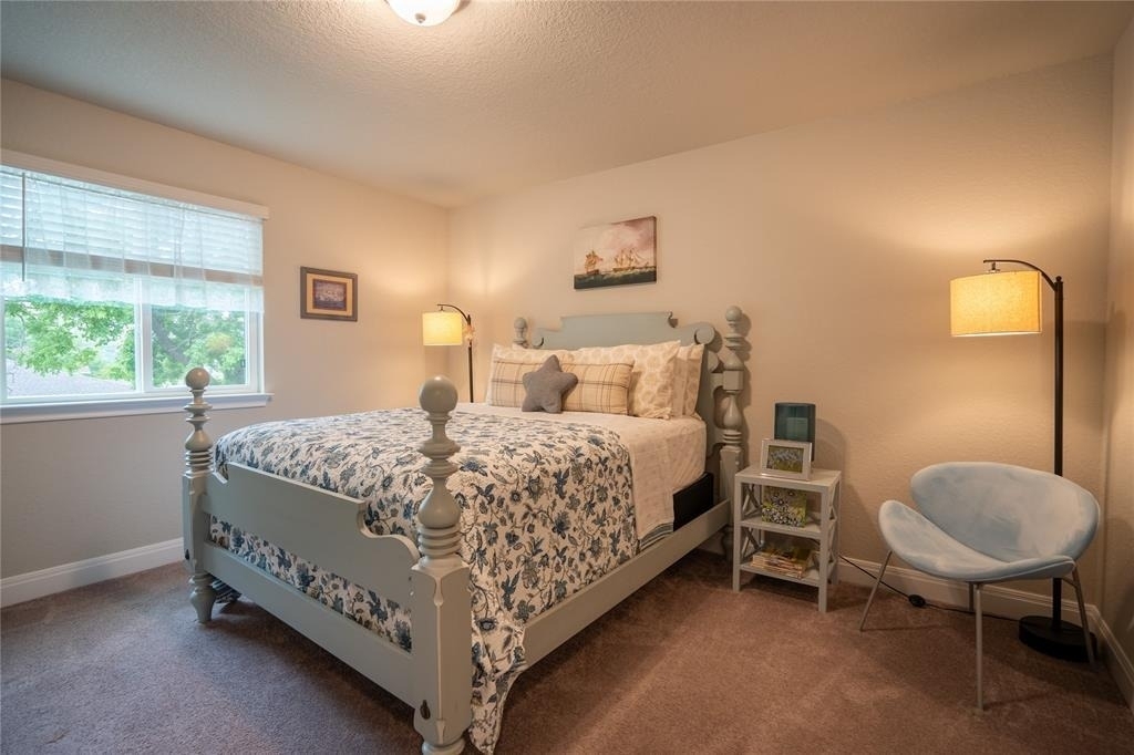 1215 Davis St - Photo 26
