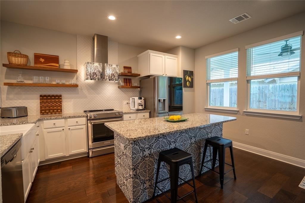 1215 Davis St - Photo 9