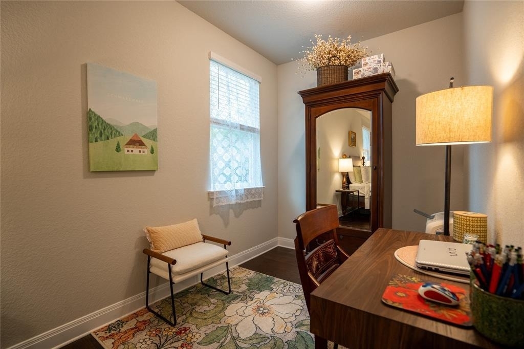 1215 Davis St - Photo 16