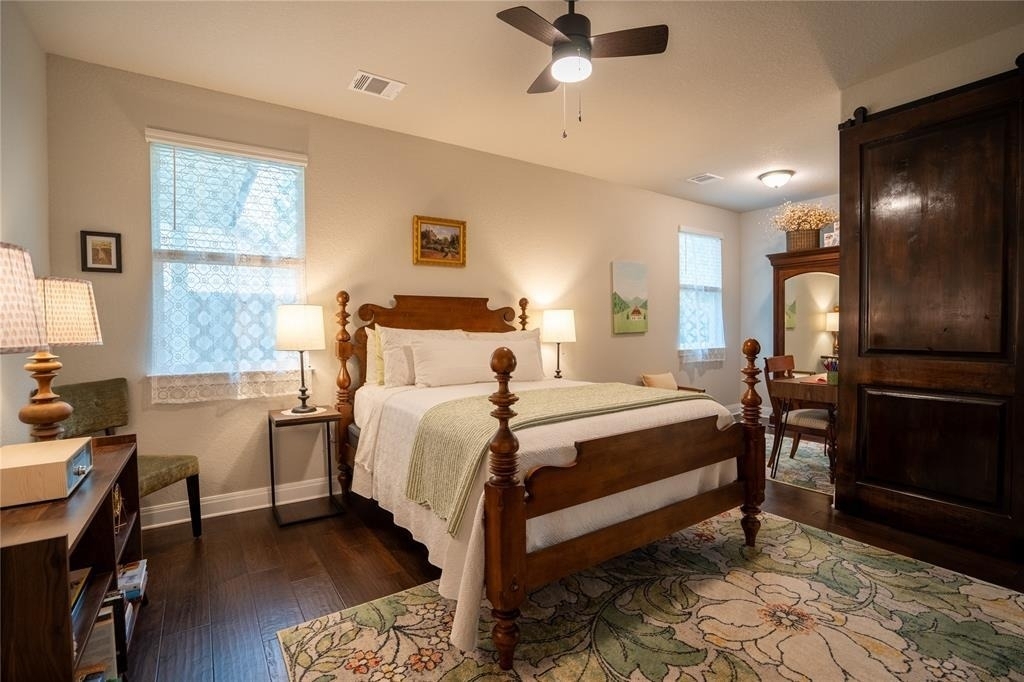 1215 Davis St - Photo 14