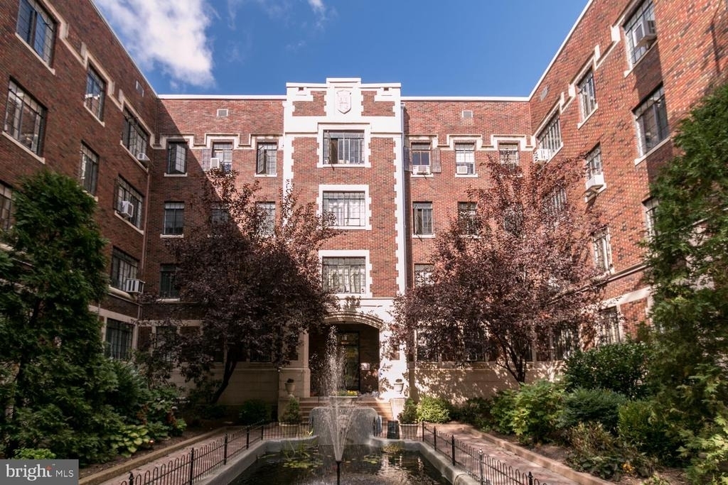 1305 N Broom Street - Photo 0