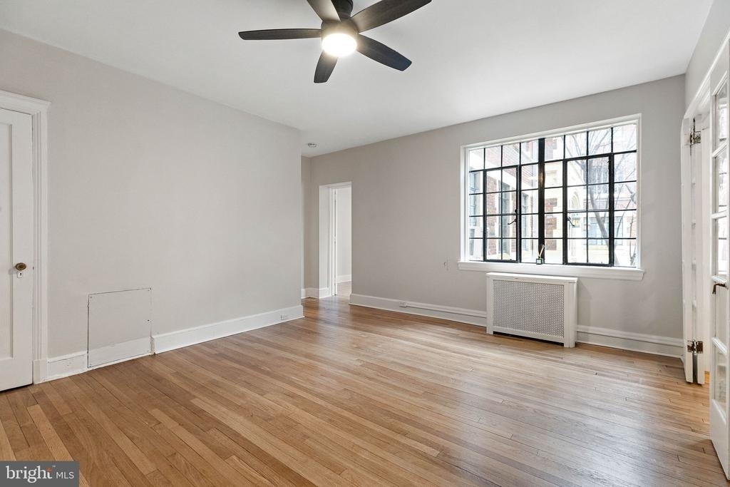 1305 N Broom Street - Photo 2