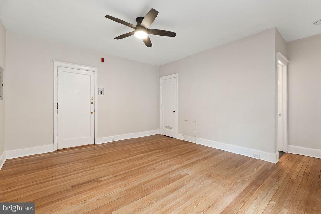 1305 N Broom Street - Photo 4