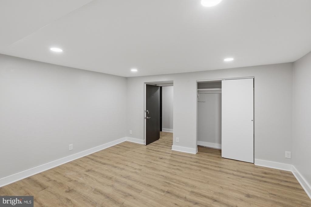 2388 Champlain Street Nw - Photo 7