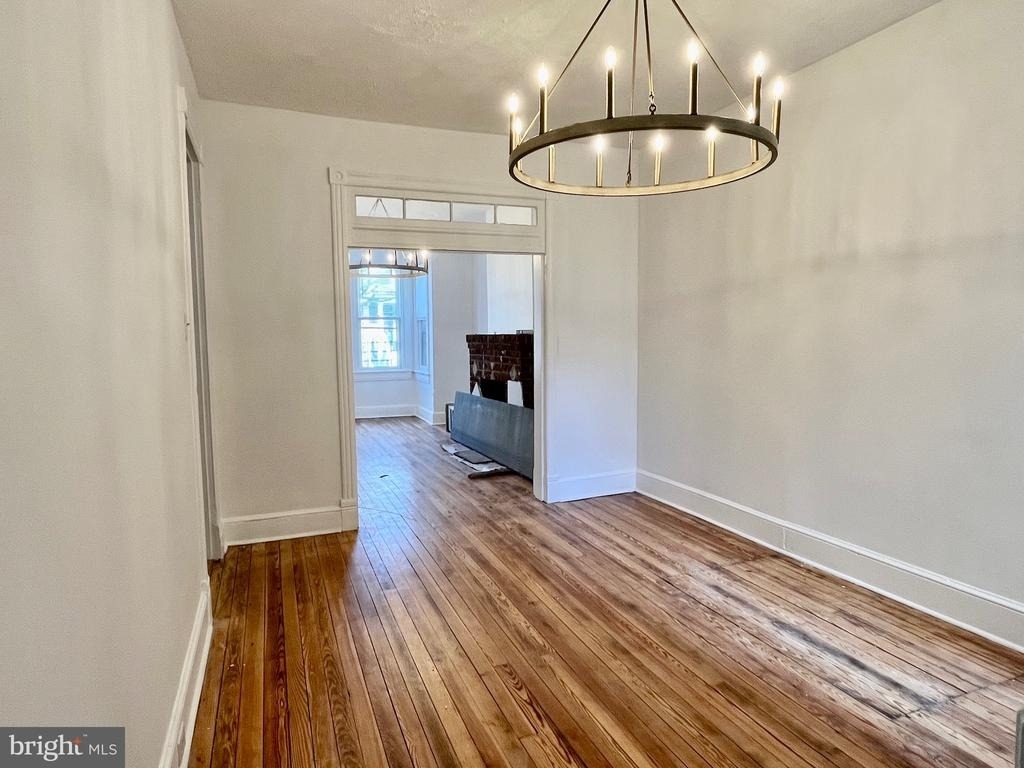 1113 I Street Ne - Photo 2