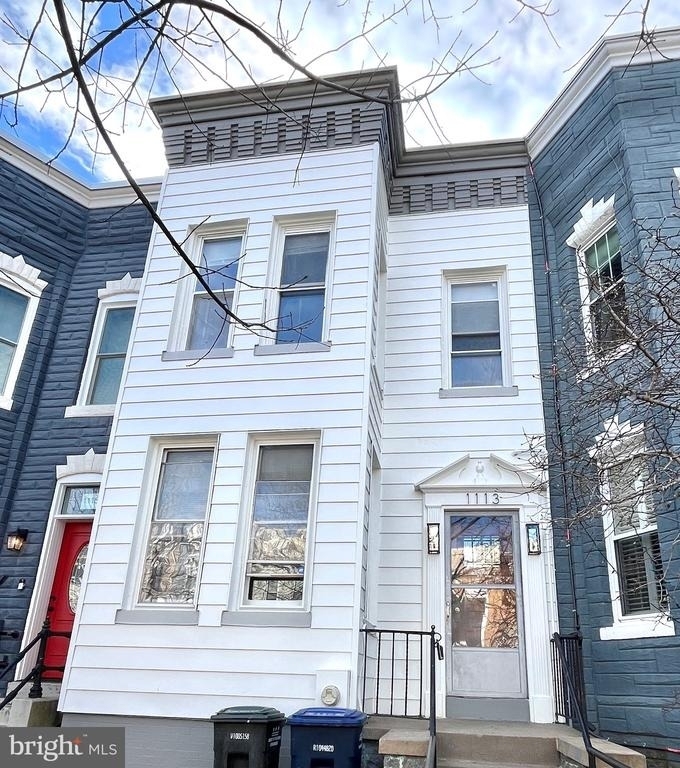 1113 I Street Ne - Photo 0