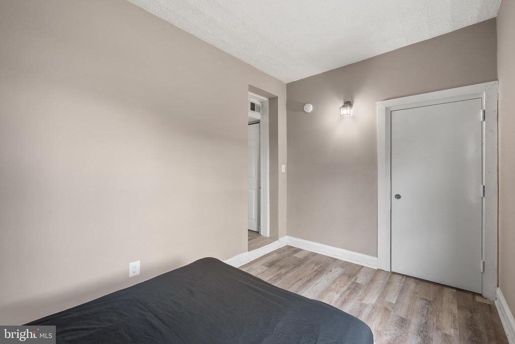 1526 V Street Se - Photo 9