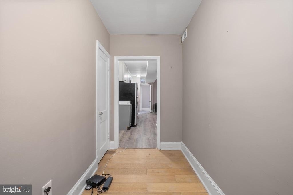 1526 V Street Se - Photo 17