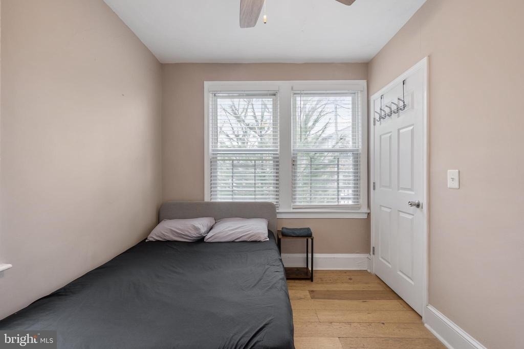 1526 V Street Se - Photo 13