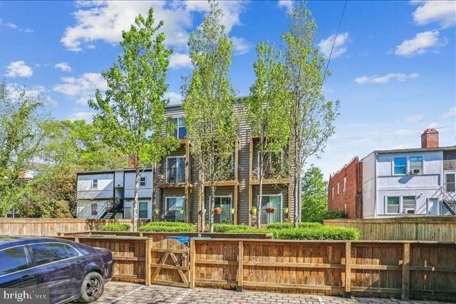 1340 Nicholson Street Nw - Photo 25