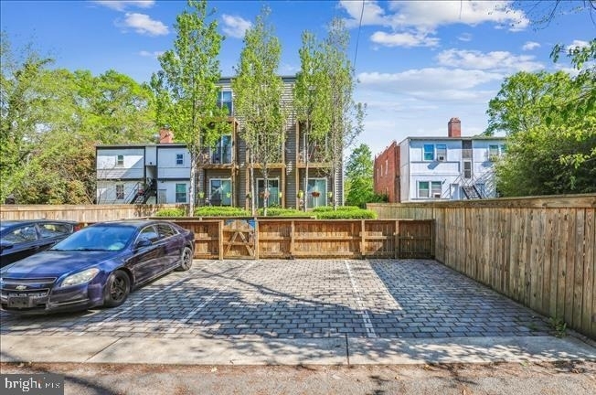 1340 Nicholson Street Nw - Photo 26