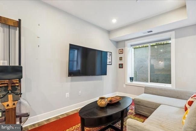 1340 Nicholson Street Nw - Photo 12