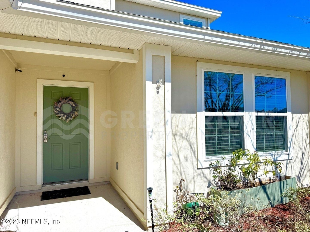 8704 Lake George Circle W - Photo 4