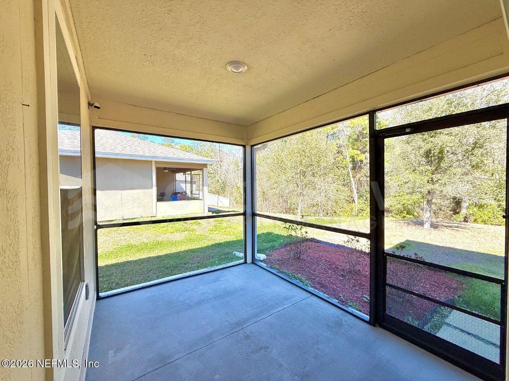 8704 Lake George Circle W - Photo 36