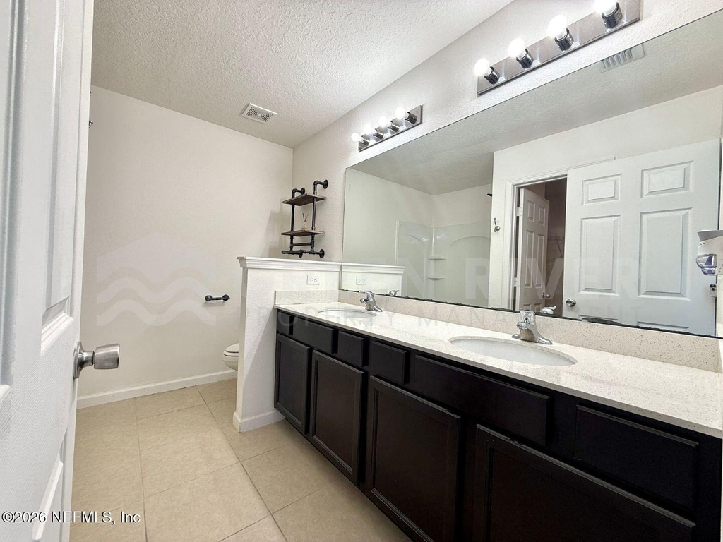 8704 Lake George Circle W - Photo 22