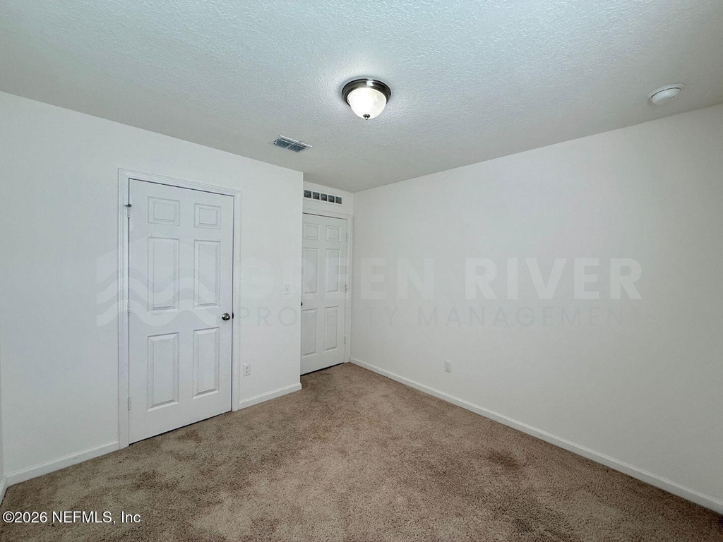 8704 Lake George Circle W - Photo 25