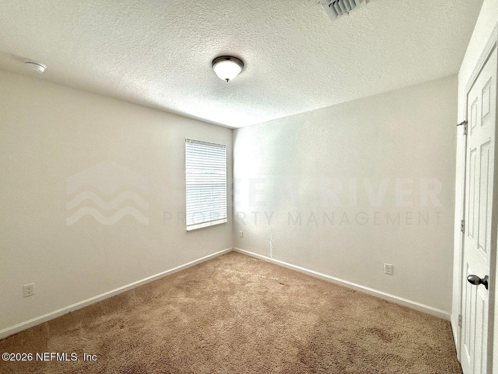 8704 Lake George Circle W - Photo 24
