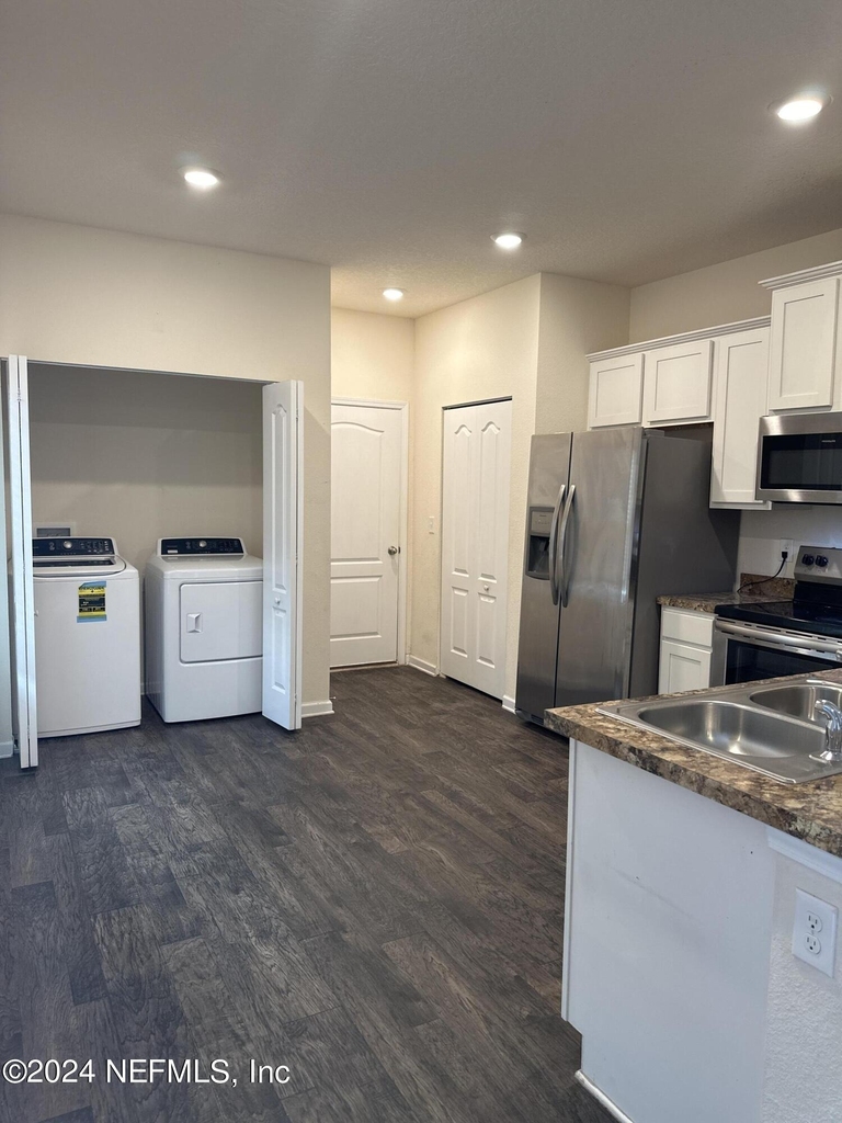 7745 Legacy Trail - Photo 2