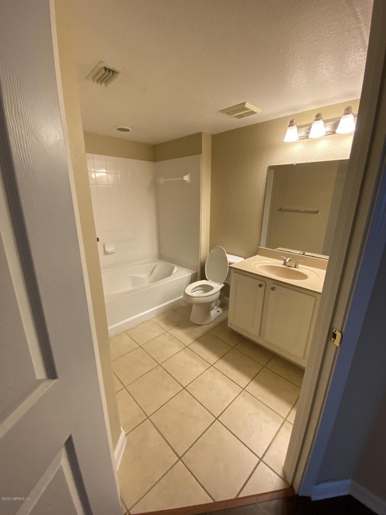 10075 Gate Parkway - Photo 13