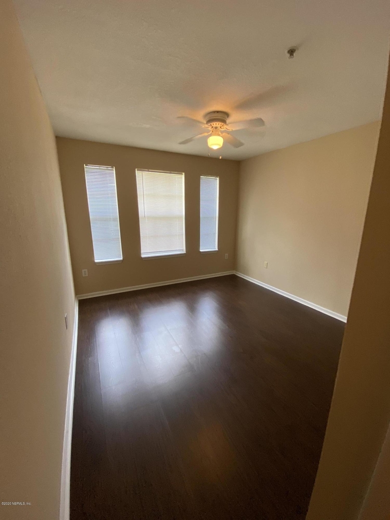 10075 Gate Parkway - Photo 11