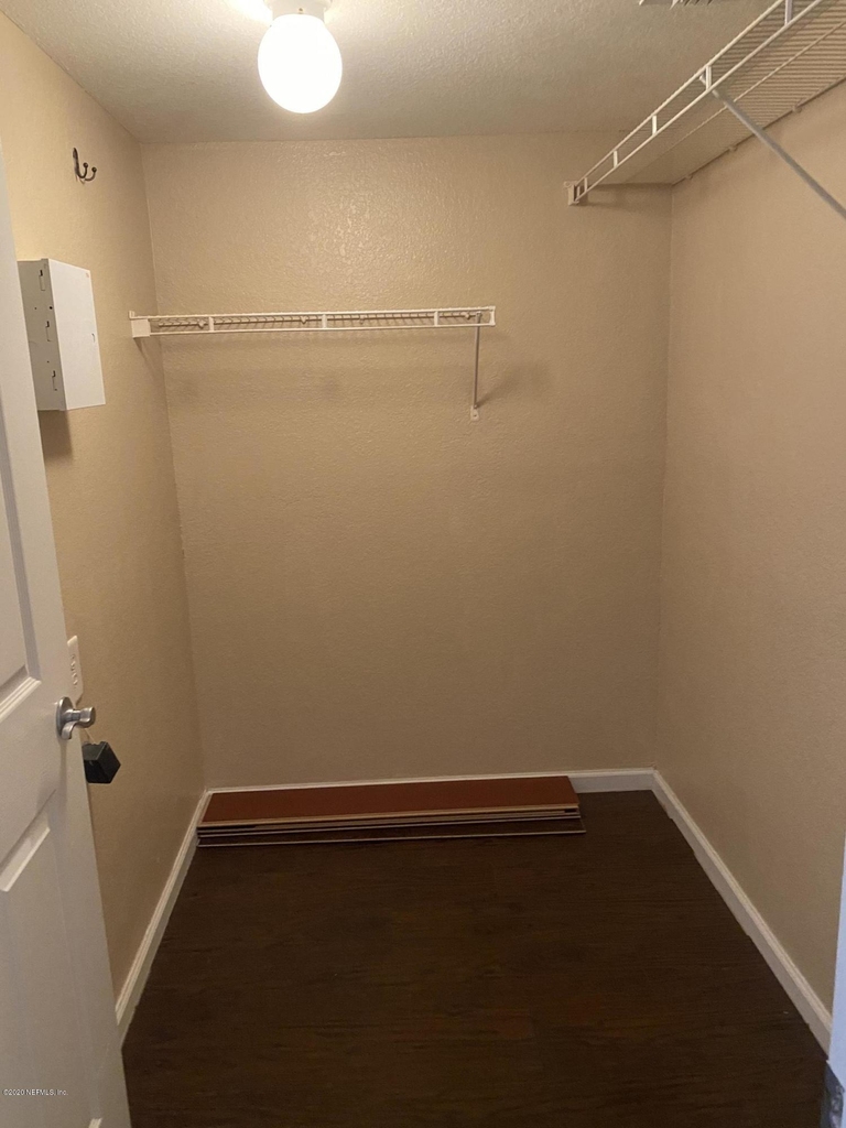 10075 Gate Parkway - Photo 14