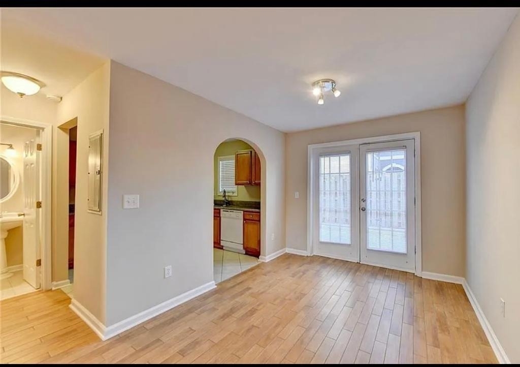 810 Summer Place - Photo 7